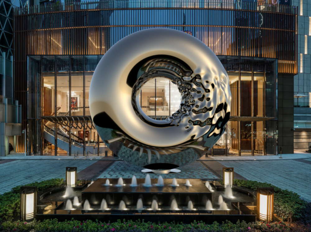 Stainless steel sculpture installation